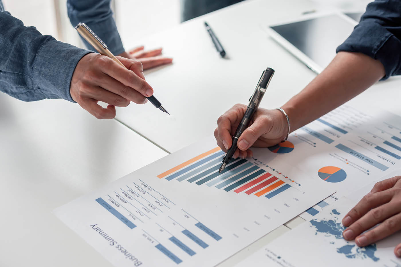 Data Mining Techniques for Fraud Analytics